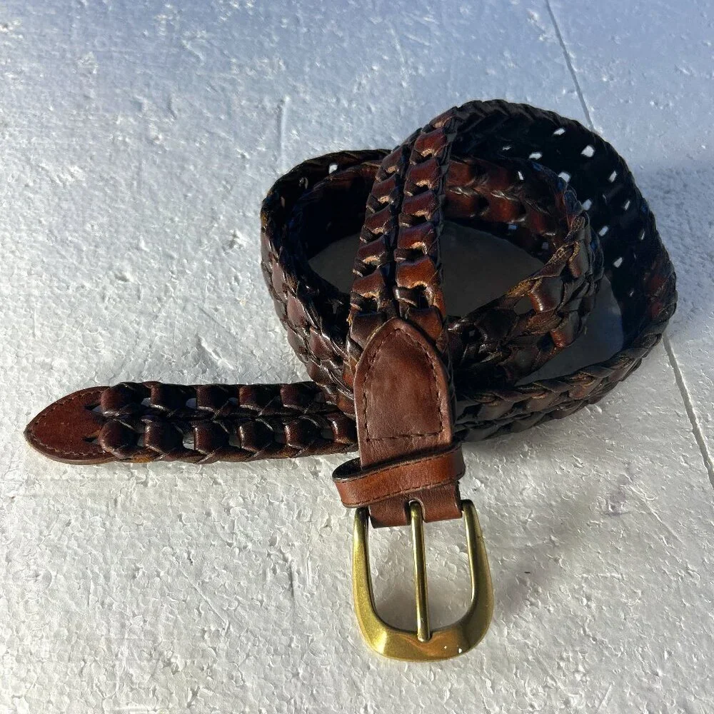 Roundtree & Yorke Mens Brown leather Belt woven open cutwork essential timeless